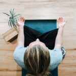 Cómo la meditación puede ayudarte a reducir el estrés y la ansiedad